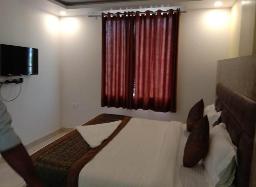 Hotel Broadway Nueva Delhi Exterior foto